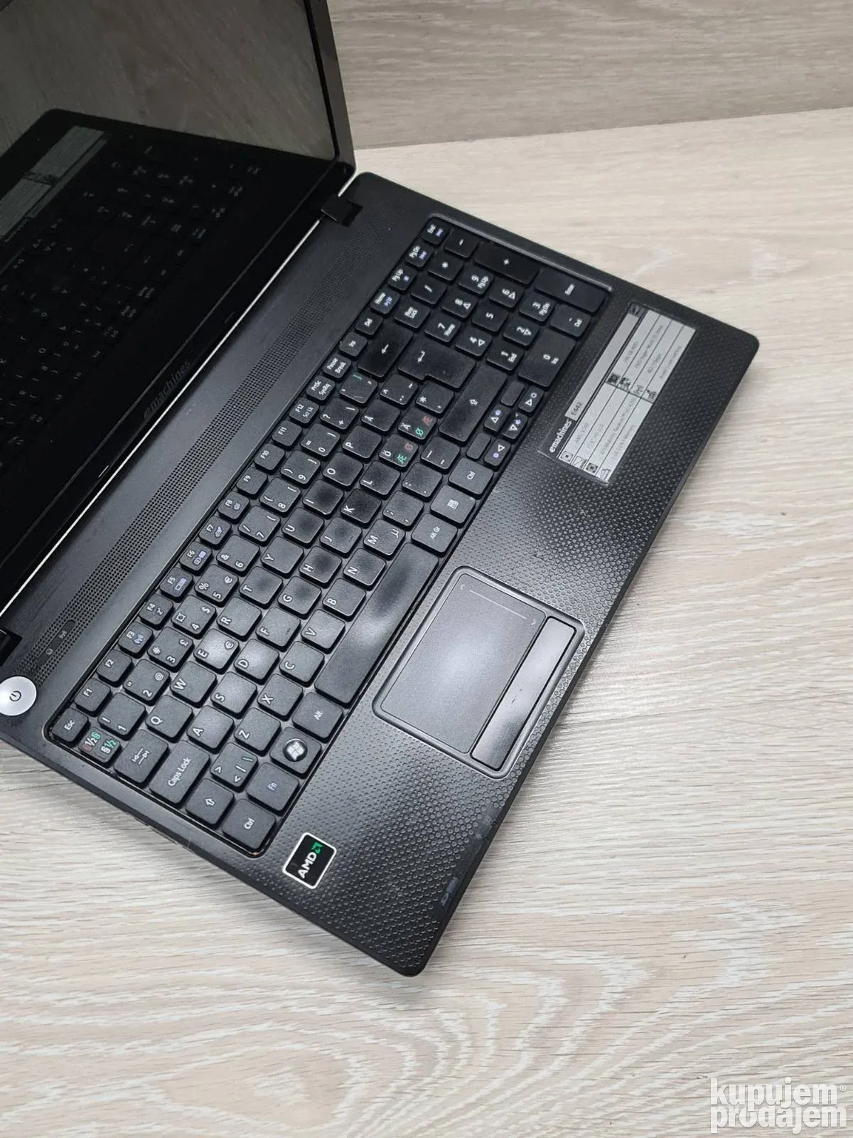 Acer E442    2.40Ghz/4GB ddr3/120GB ssd/ ATI 1GB