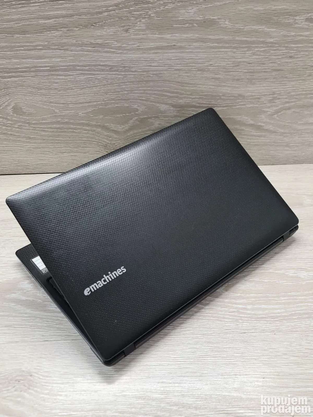 Acer E442    2.40Ghz/4GB ddr3/120GB ssd/ ATI 1GB