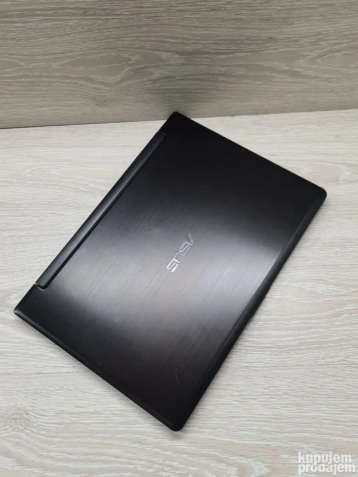 Asus K56cm i3/8GB ddr3/240GB ssd 164