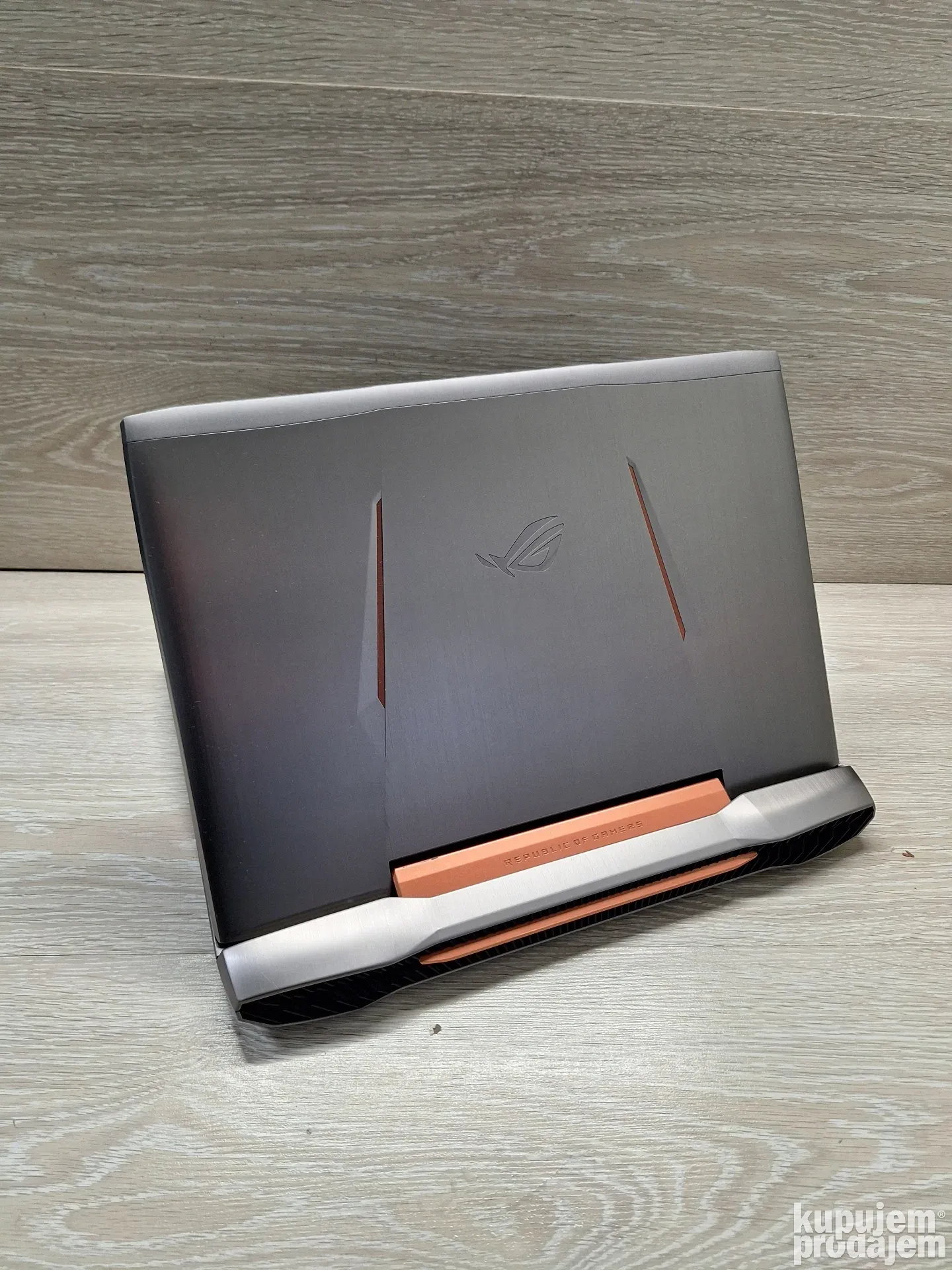 ASUS ROG G752 - i7HQ/32gb-ddr4/gtx965m/256gb ssd +1TB- 733