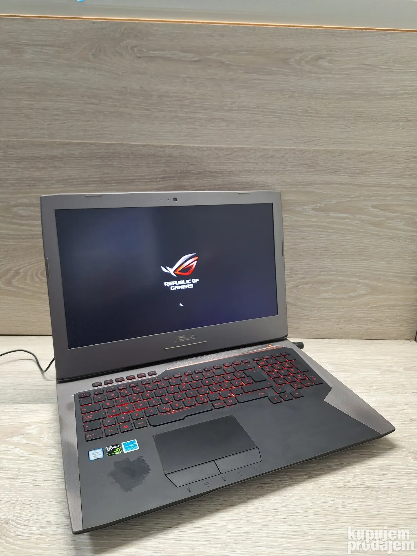 ASUS ROG G752 - i7HQ/32gb-ddr4/gtx965m/256gb ssd +1TB- 733