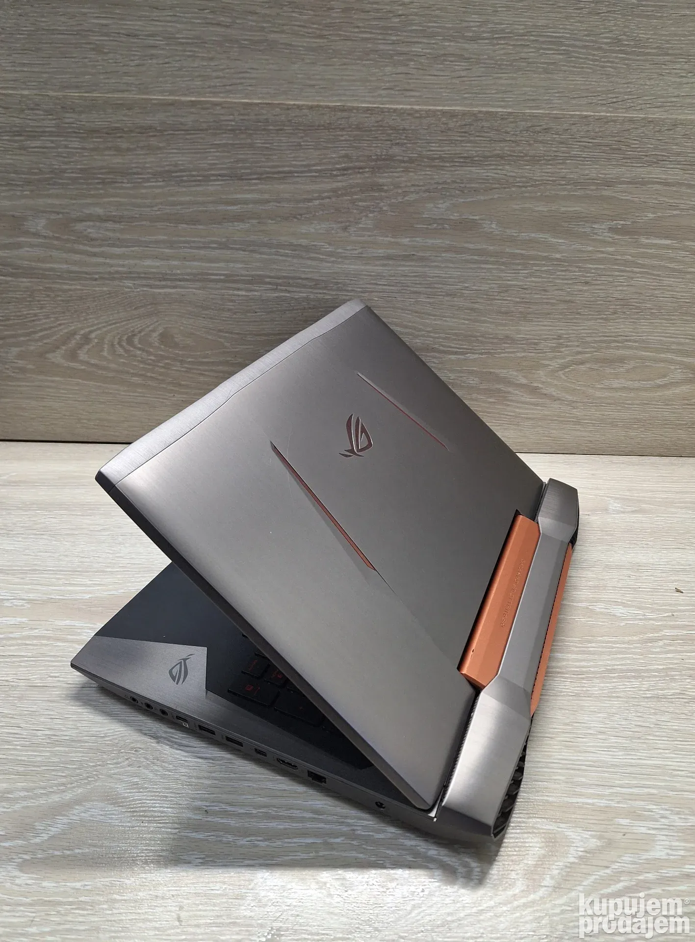 ASUS ROG G752 - i7HQ/32gb-ddr4/gtx965m/256gb ssd +1TB- 733