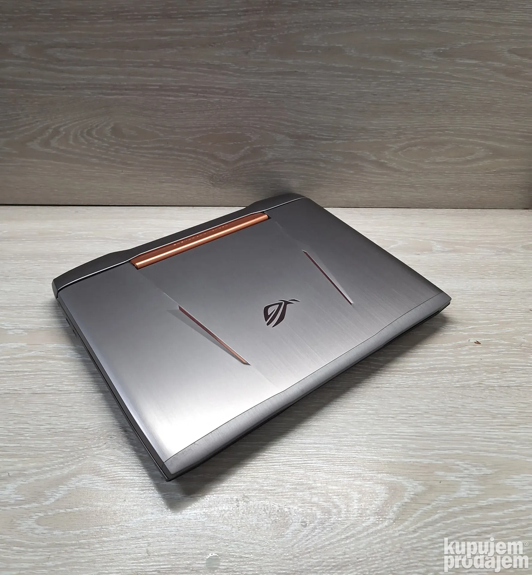 ASUS ROG G752 - i7HQ/32gb-ddr4/gtx965m/256gb ssd +1TB- 733
