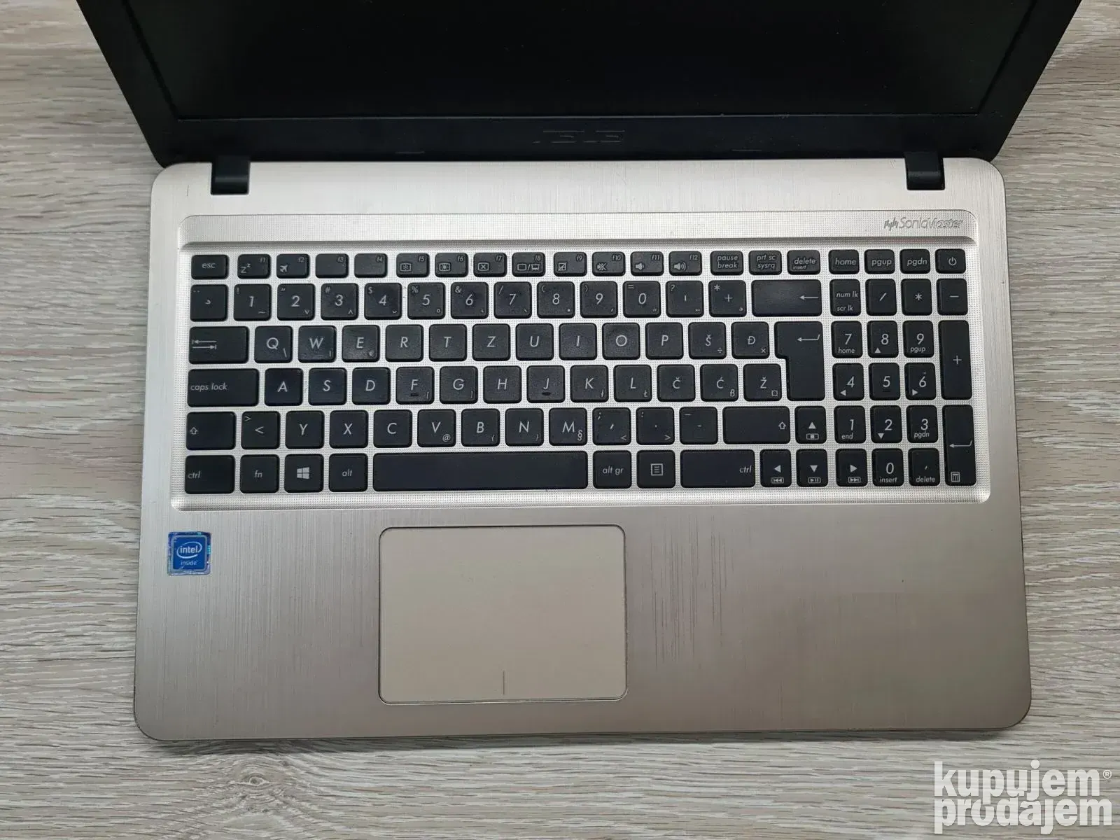ASUS X540S N3060/4GB ddr3/240GB ssd