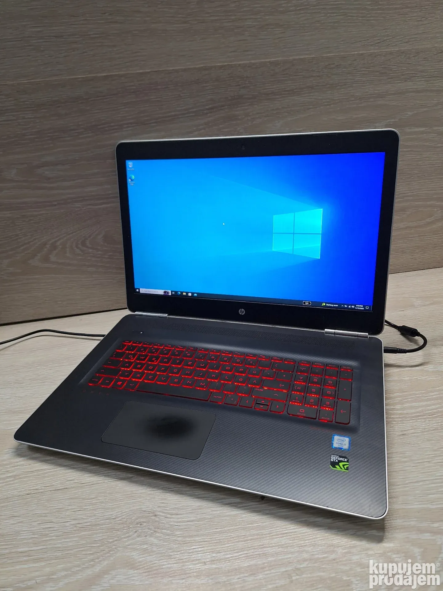 HP 17-AB i5 HQ/16gb/GTX1050/256GB SSD +1TB HDD ssd - 678