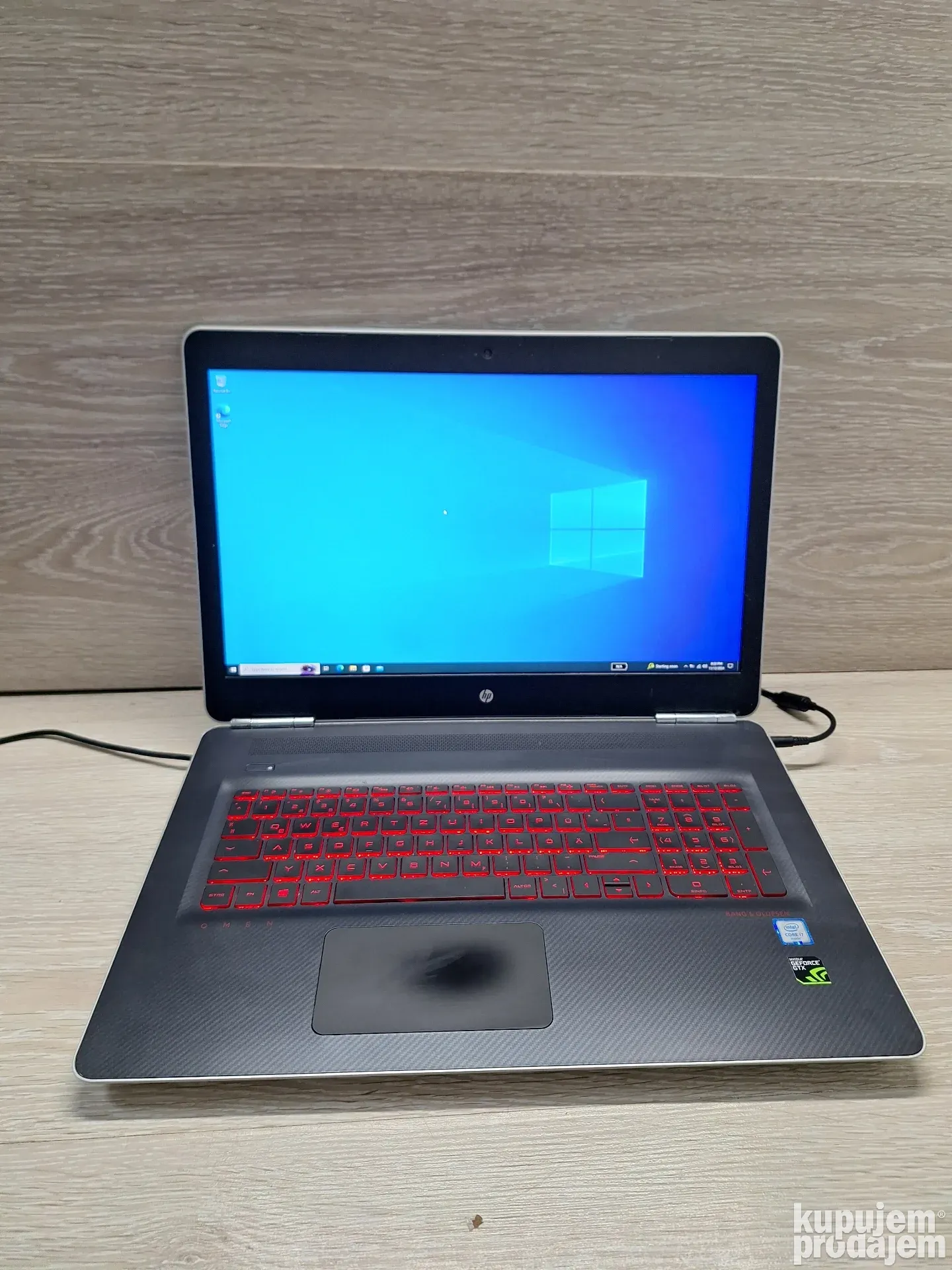 HP 17-AB i5 HQ/16gb/GTX1050/256GB SSD +1TB HDD ssd - 678