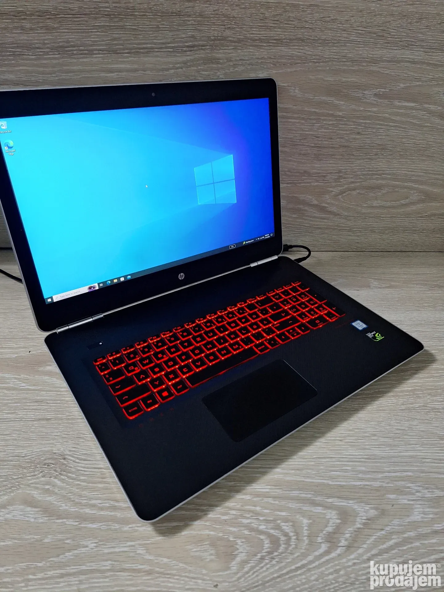 HP 17-AB i5 HQ/16gb/GTX1050/256GB SSD +1TB HDD ssd - 678