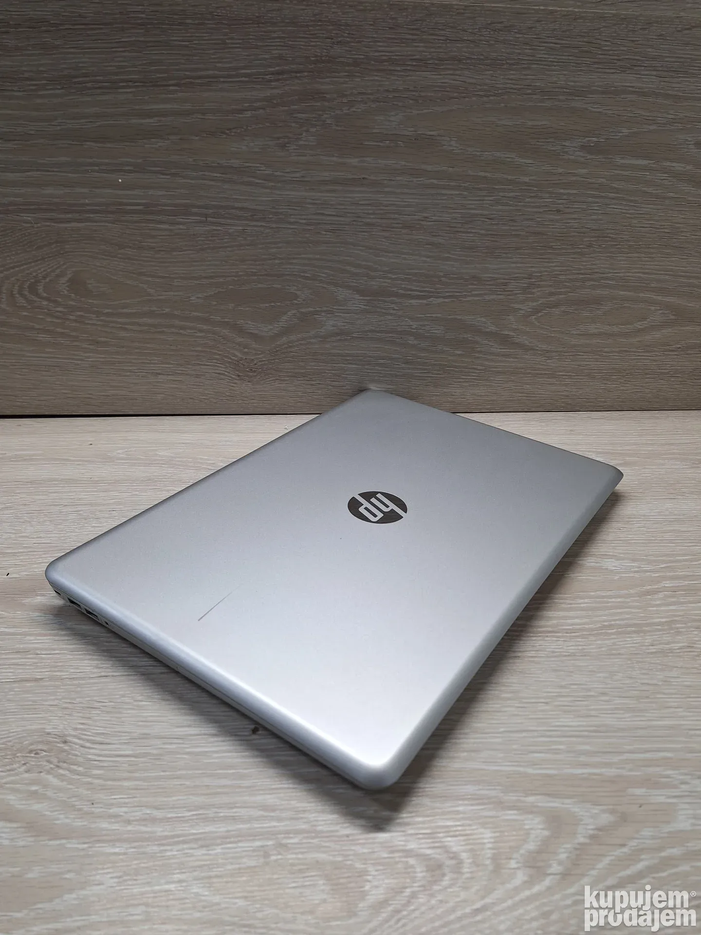 HP 17-AB i5 HQ/16gb/GTX1050/256GB SSD +1TB HDD ssd - 678
