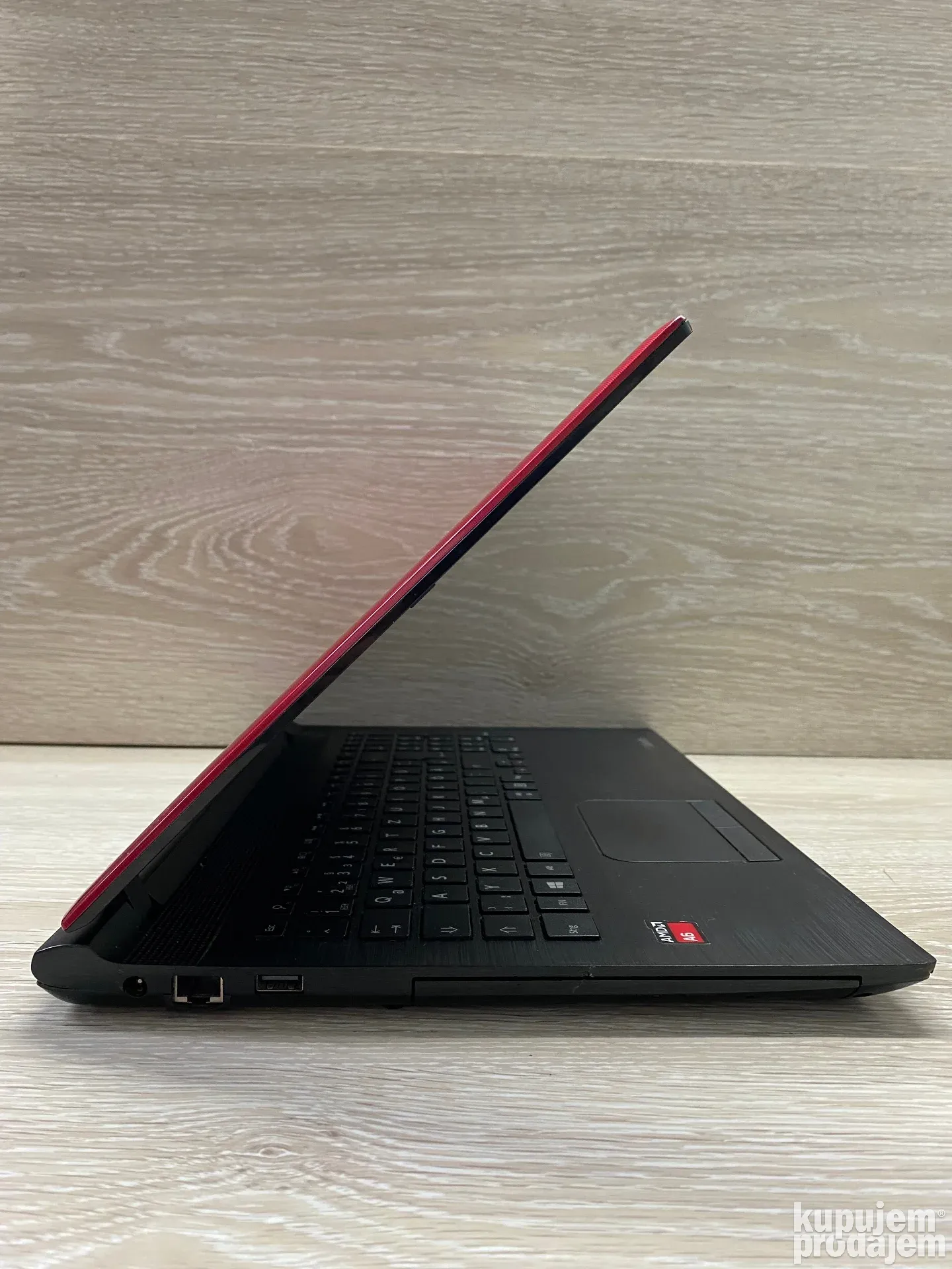 Toshiba C55D A6 Quad-core/8gb/240gb SSD 398