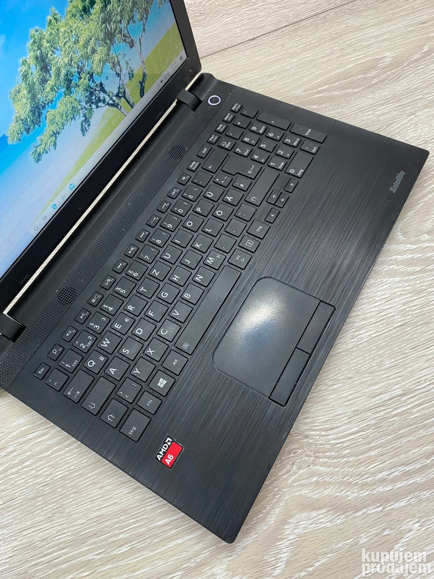 Toshiba C55D A6 Quad-core/8gb/240gb SSD 398